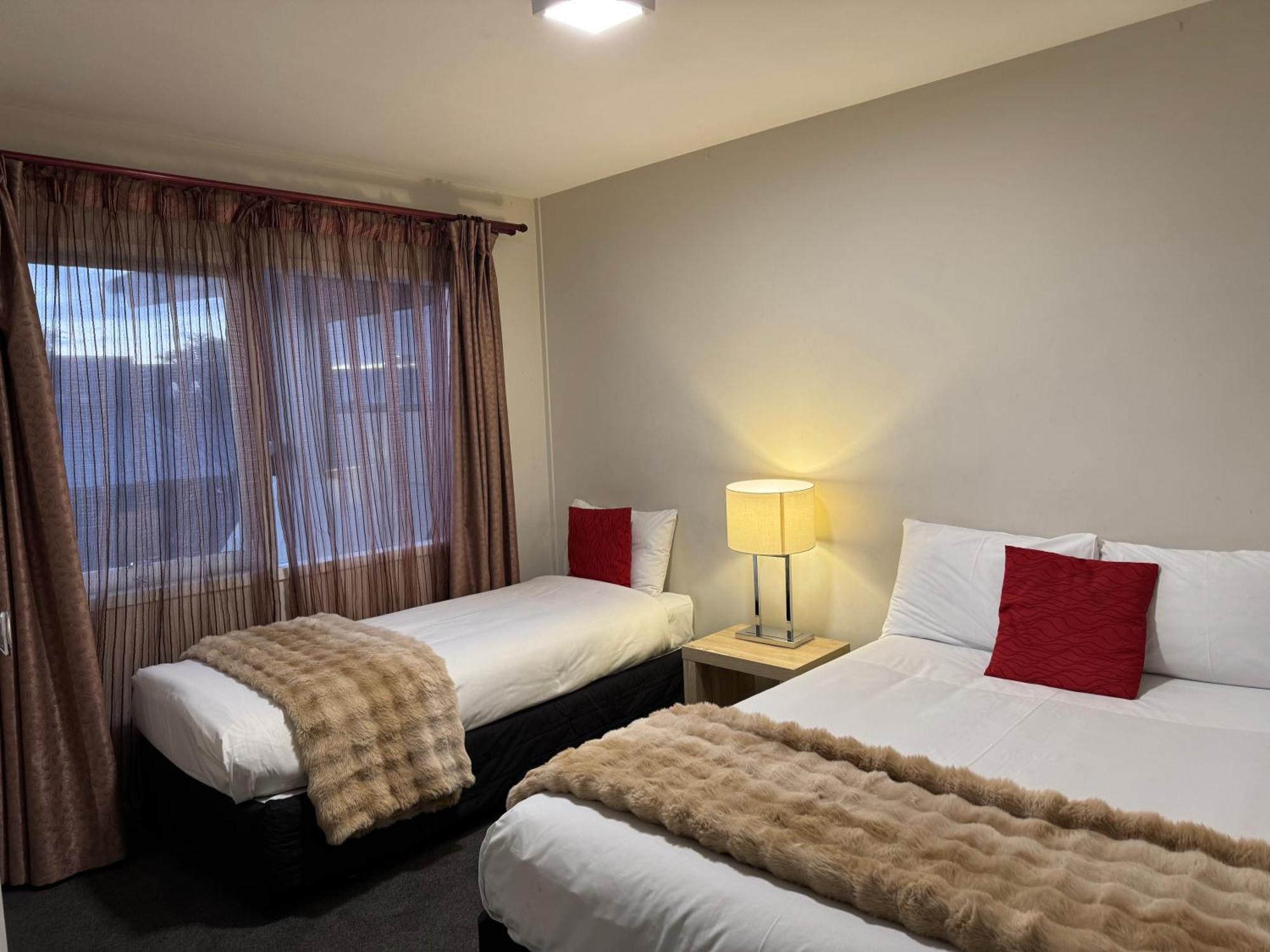 Abbey Motor Lodge Крайстчёрч Экстерьер фото